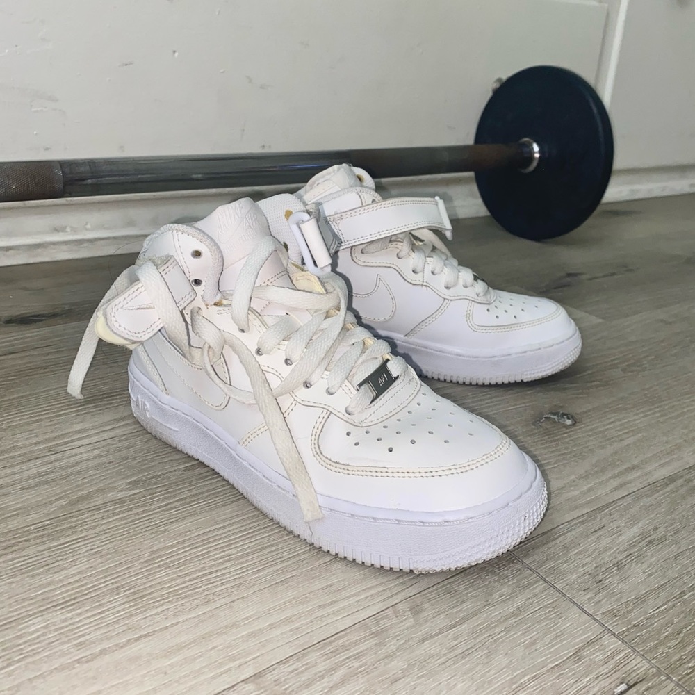 Women’s Nike Dunks